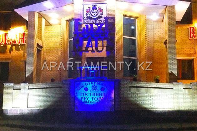 Rosa Roze Luxe House Ξενοδοχείο Karagandy Εξωτερικό φωτογραφία